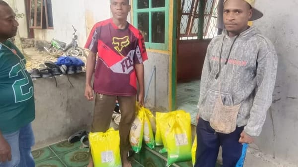 Panggilan Nurani Seorang Kapolpos Untuk Masa Depan Anak Anak Yamor