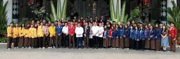 Gubernur Pramono: Pelajar Harus Berani Memimpin dan Mengejar Mimpi