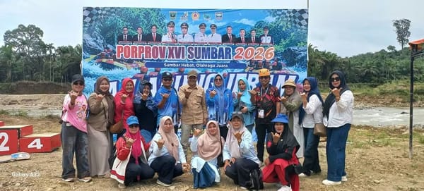 Disaksikan Ketua TP PKK Pasbar, Sijunjung Sabet Dua Medali Emas Cabor Arung Jeram Porprov XVI