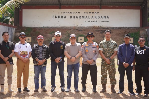 Wabup Darmawangsyah Muin Hadiri Eksibisi Menembak Polresta Gowa, Perkuat Silaturahmi Forkopimda
