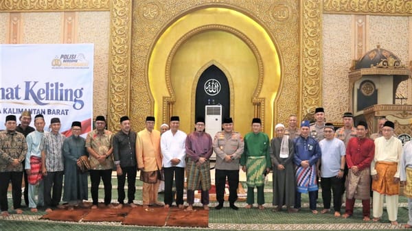 Jumat Keliling, Kapolda Kalbar Sambangi Masjid Raya Mujahidin