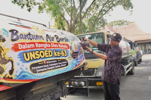 Saat Air Menjadi Kebutuhan, Unsoed Salurkan Bantuan ke 84 Desa di Banyumas