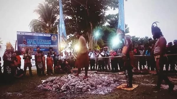 Pelestarian Tradisi Apen Bayeren Dalam Festival Budaya Biak Melanesia 2026