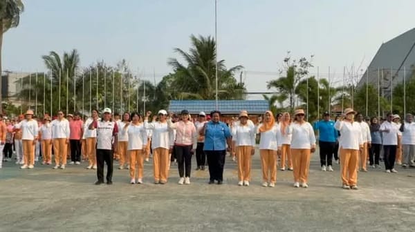 Peringatan HUT Ke 27 DWP Merauke Gelar Senam Sehat Bersama