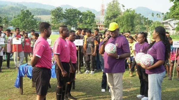 Resmikan Yayasan Garuda Papua Indonesia, Wali Kota Jayapura Sekaligus Buka Turnamen Sepak Bola U-13