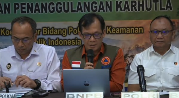 Karhutla di Sumsel dan Jambi Dalam Proses Pemadaman, Melalui Operasi Darat dan Udara
