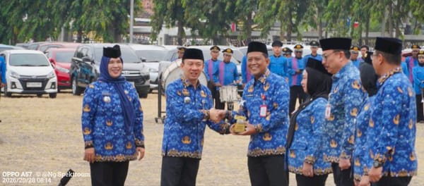 Gelar Upacara Peringatan Hari Sumpah Pemuda, Pemprov Lampung Serahkan SAKIP Award 2026