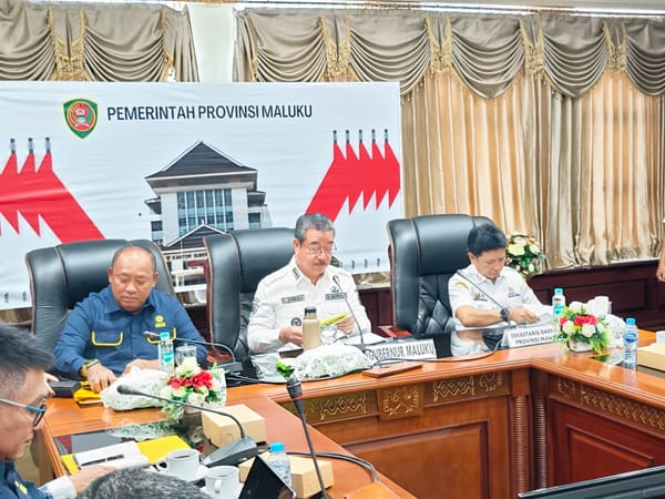 Gubernur Maluku dan Dirjen Gakkum ESDM Bahas Penataan Pertambangan