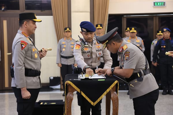 Irjen Pol Suwondo Nainggolan Kapolda Maluku Gantikan Komjen Pol Dadang Hartanto