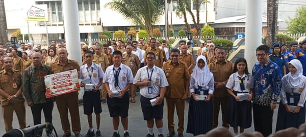 Bodewin Wattimena Ajak Orang Tua Biasakan Anak Menabung Sejak Dini