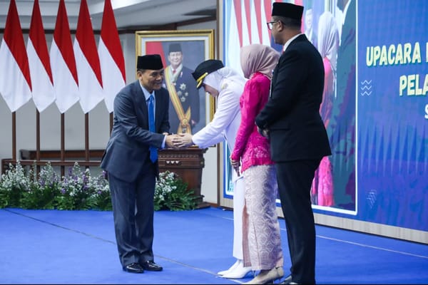 Melantik Wakil Bupati Klaten, Gubernur Ahmad Luthfi Minta Pengentasan Kemiskinan dan Perkuat Sinergi Kepemimpinan Bersama Bupati