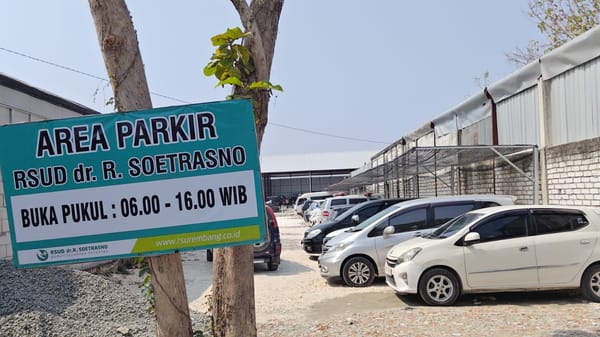 Warga Keluhkan  Kesulitan Parkir, RSUD Rembang Respons Tambah Lahan Parkir untuk Pengunjung
