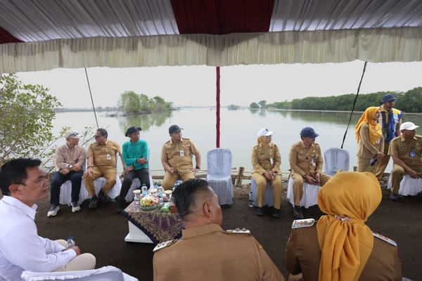 Wagub Taj Yasin: Pembangunan Tanggul Laut Harus Memberikan Manfaat bagi Masyarakat