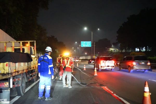 Ruas JORR W2S dan JORR E Saat Ini Sedang Dilakukan Perkuatan Jalan