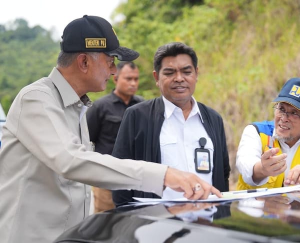 Menteri PU Percepat Penanganan Jalan Perbatasan di Kalimantan