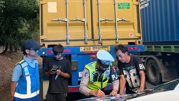 Tol Jakarta - Tangerang Laksanakan Operasi Gabungan Penindakan Parkir di Bahu Jalan