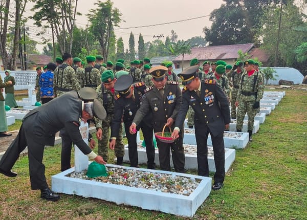 Jelang HUT ke-81 TNI, Prajurit Kodim HST dan Yonif 621/Manuntung ‘Kembali’ ke Jejak Para Pahlawan