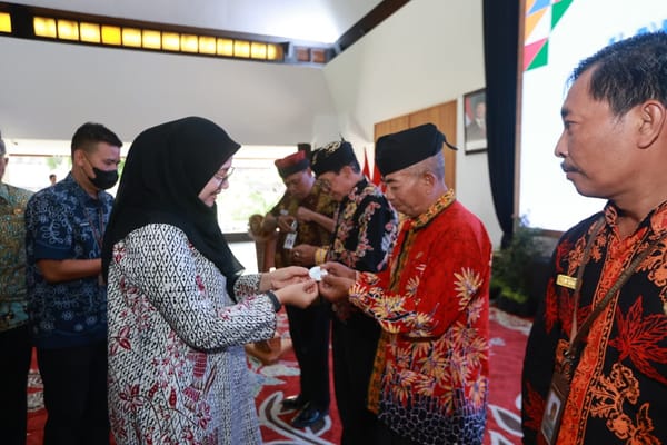 Bupati Banyuwangi Luncurkan "Teman Lansia", Gerakan Pendampingan bagi Warga Lanjut Usia