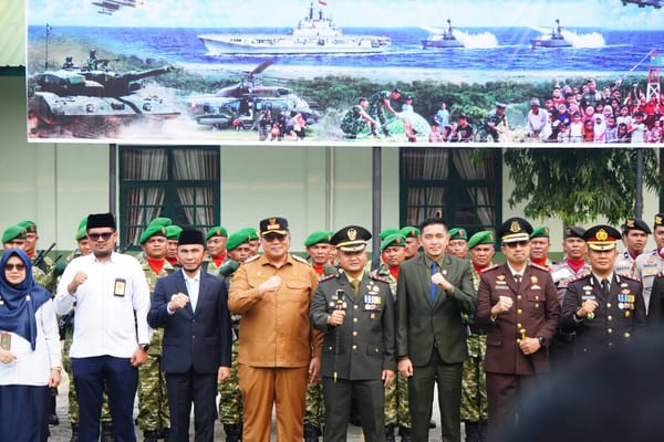 Wabup Tanah Datar Ahmad Fadly Hadiri Upacara HUT ke-81 TNI di Makodim 0307, Tegaskan Sinergi TNI-Rakyat Kunci Kedaulatan