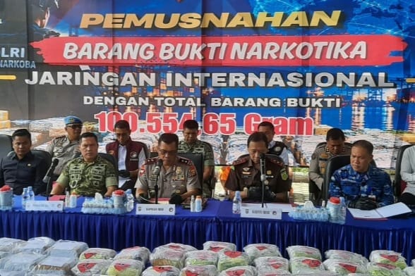 Polda Riau Musnahkan 100 Kg Lebih Narkotika Jaringan Internasional