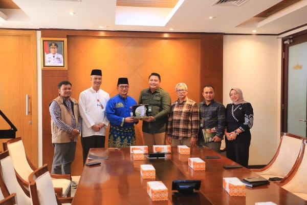 Perkuat Program M4CR, Pemprov Riau Terima Kunjungan Kementerian Kehutanan RI