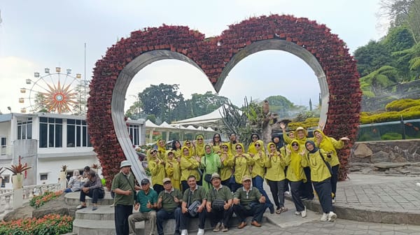 Jawara-Jawarawati RRI Takjub ke Selecta, Keindahan Bunga Menghidupkan Kenangan
